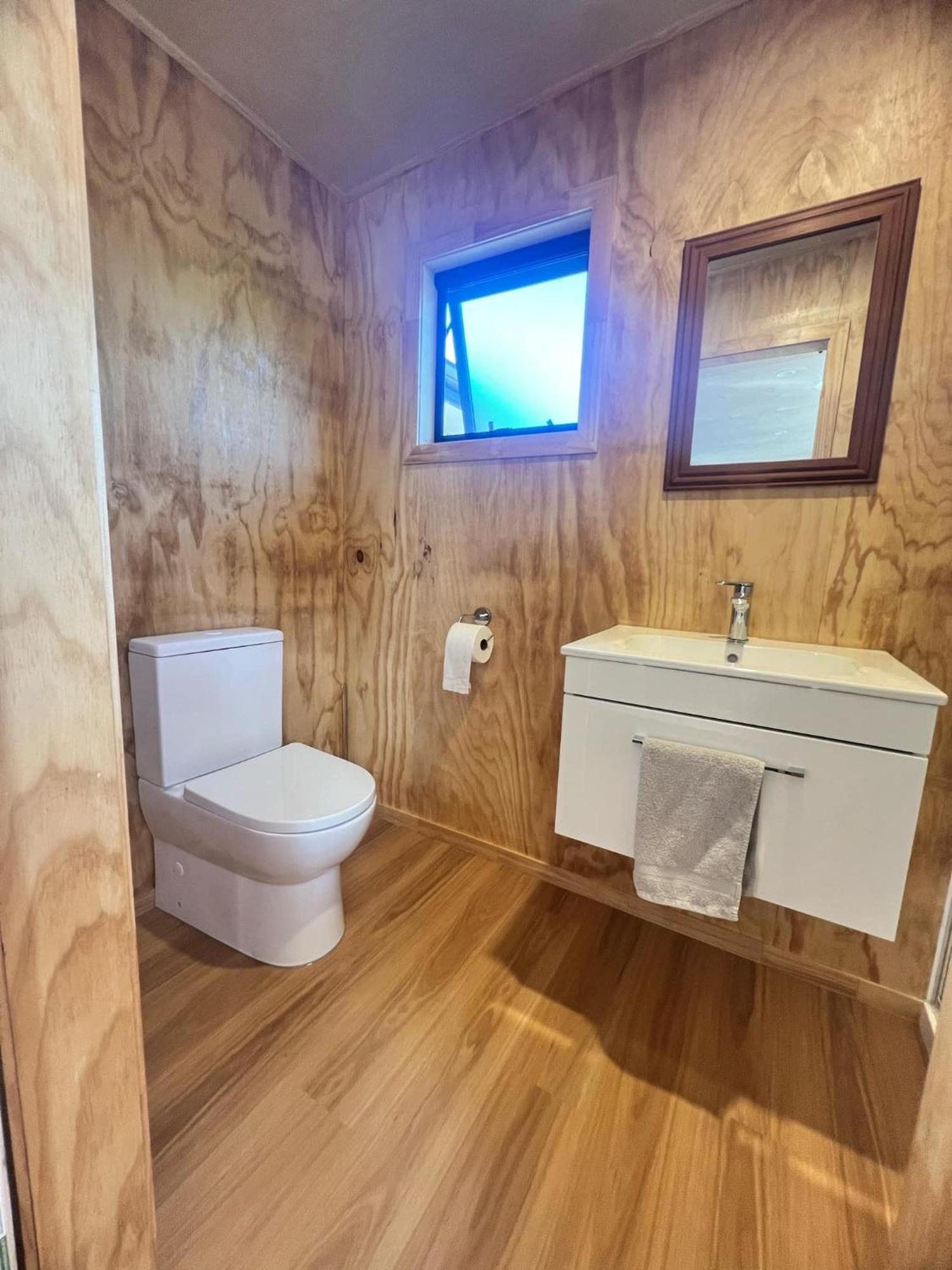 Mangawhai Room And Studio Exterior photo